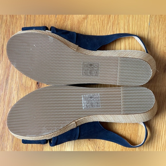 Lands’ End Women’s Suede Slingback Wedge Sandals Radiant Navy Size 10 - Picture 9 of 9